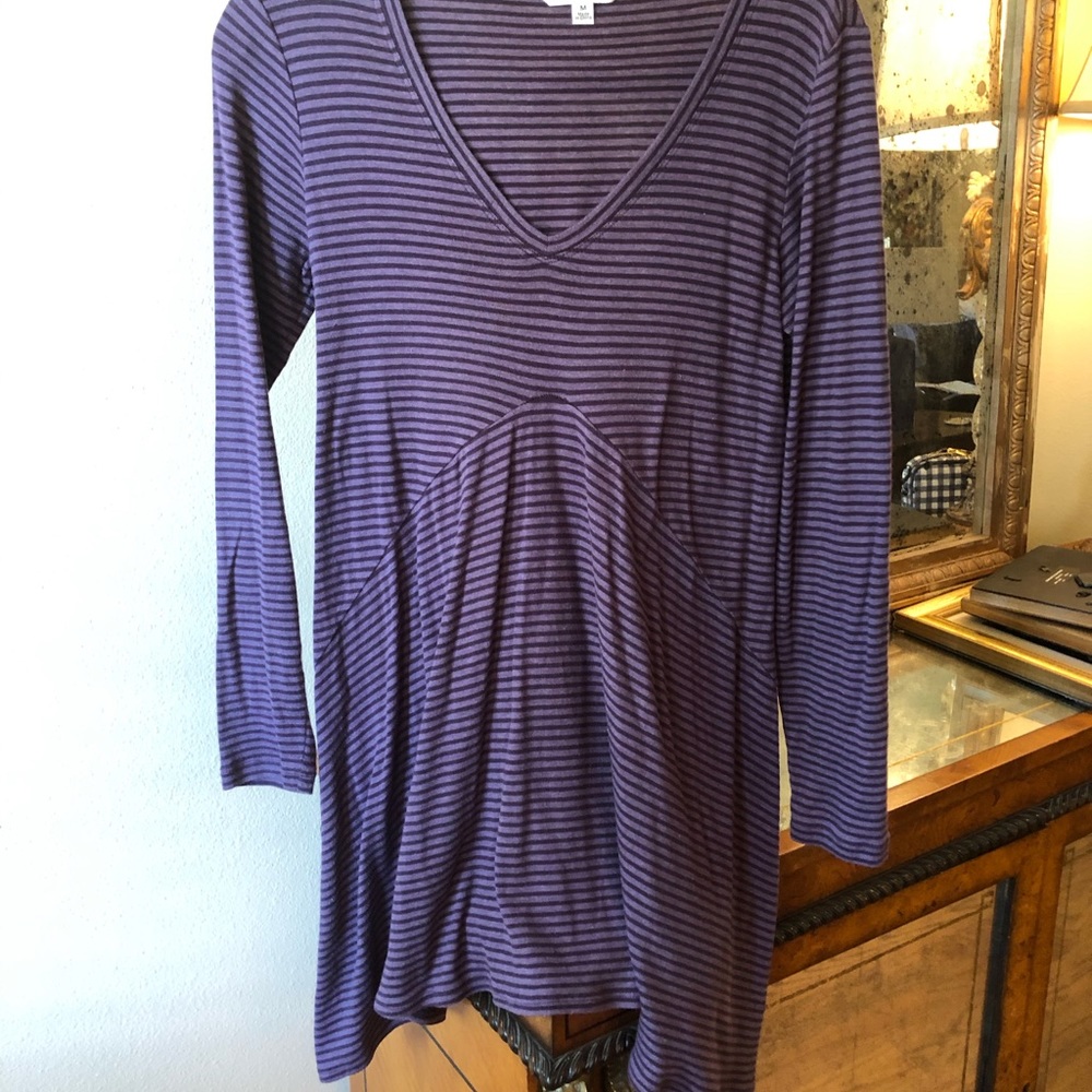 Purple striped swing top